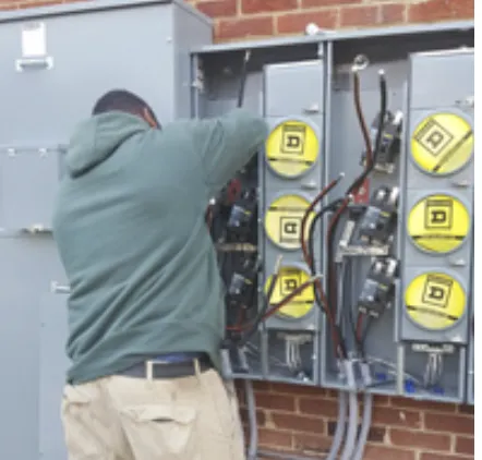 Slide of LQ Contracting