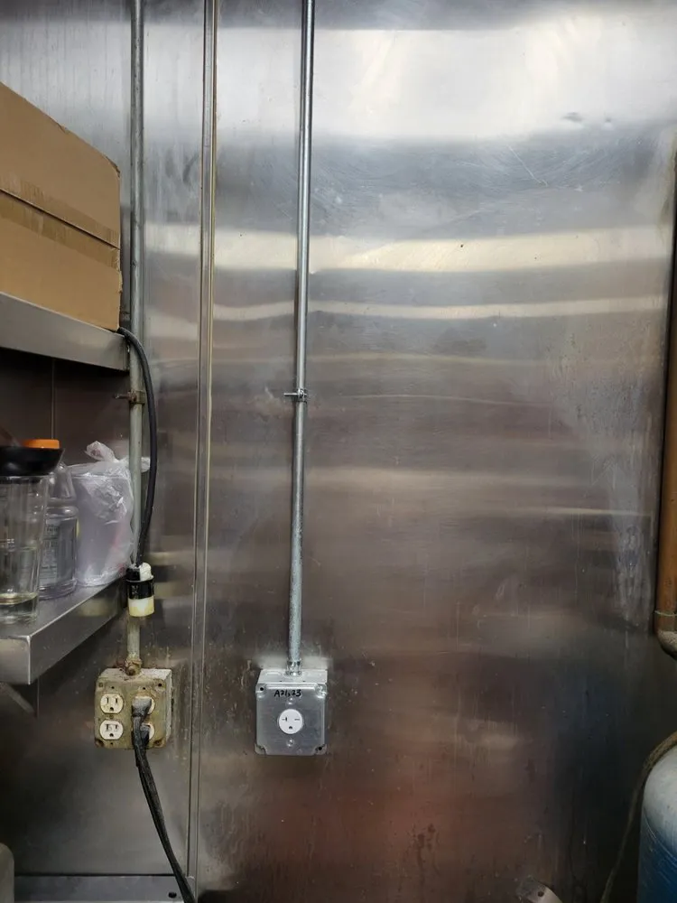 Slide of LQ Electrical