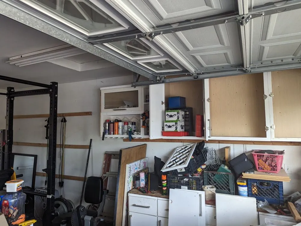 Slide of LQ Electrical