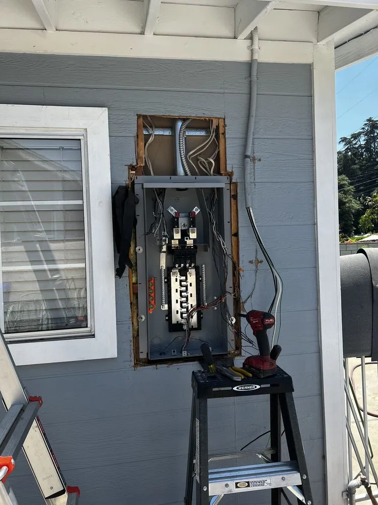 Slide of LQ Electrical