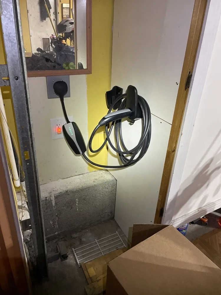 Slide of LR Electrical