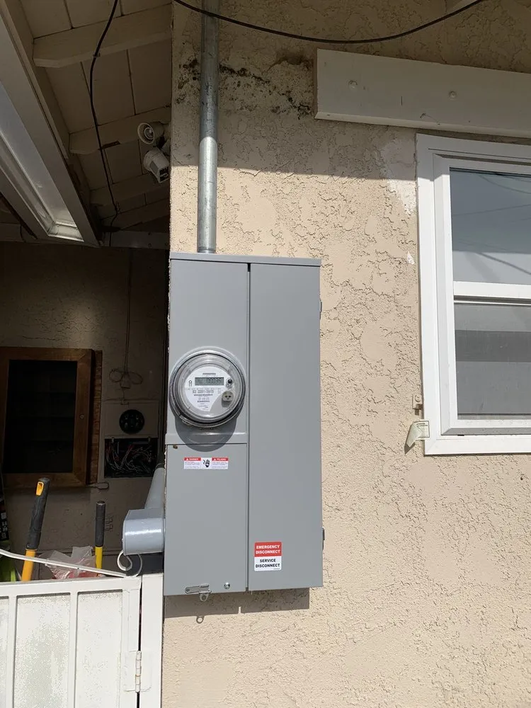 Slide of LR Electrical