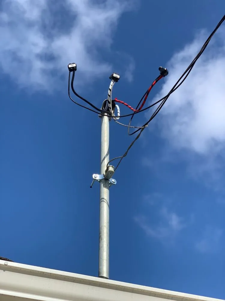 Slide of LR Electrical