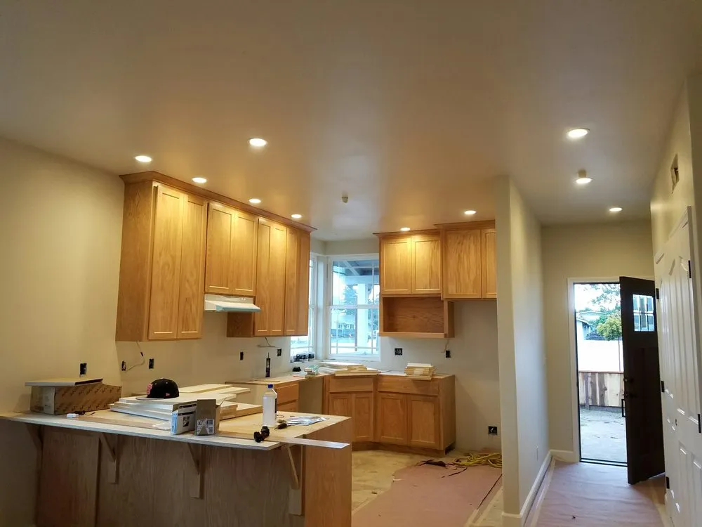 Slide of Lualemana Electric