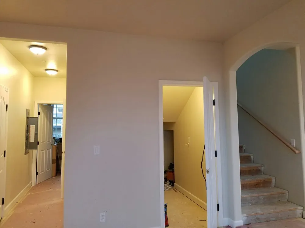 Slide of Lualemana Electric