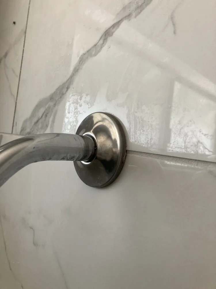 Slide of Lua’s Handyman's Service