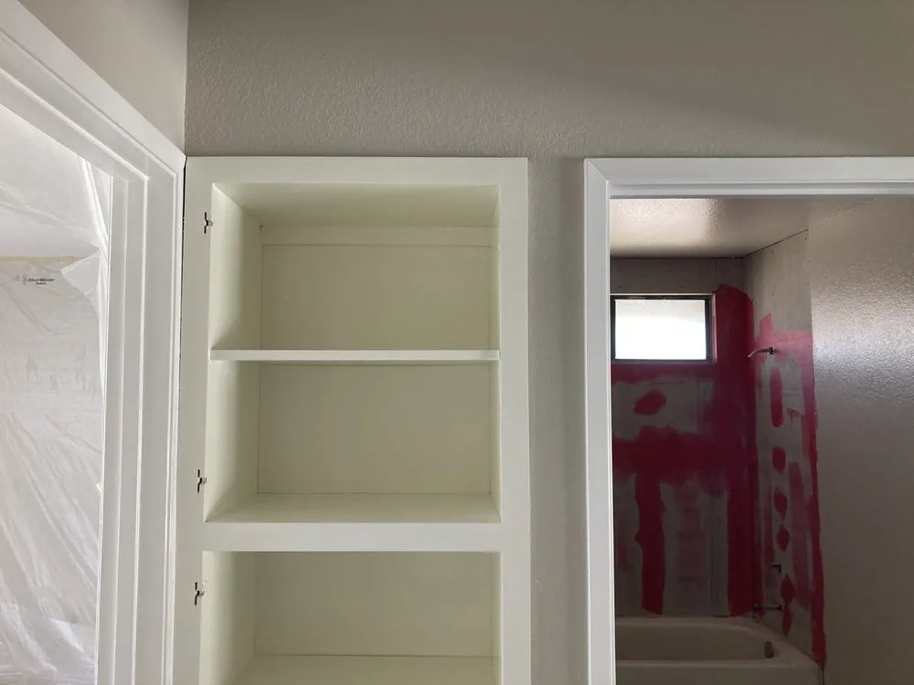 Slide of Lua’s Handyman's Service