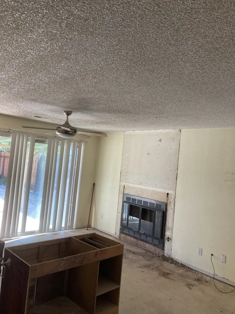 Slide of Lua’s Handyman's Service