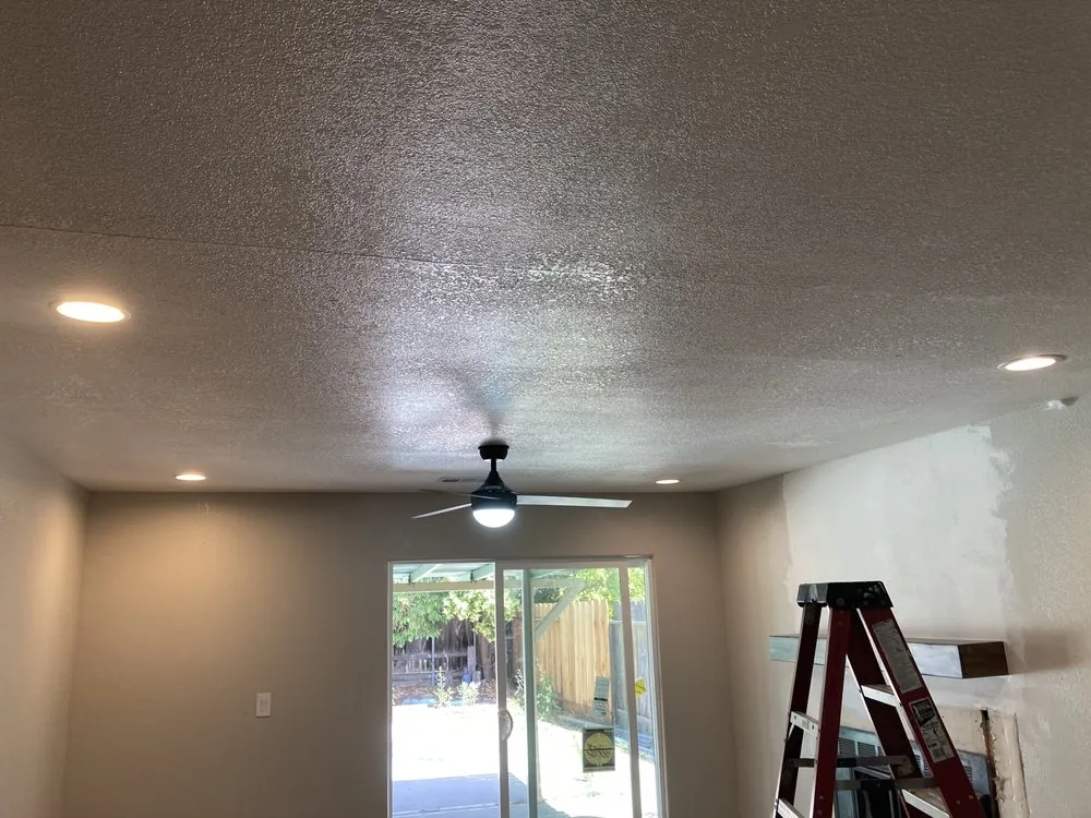 Slide of Lua’s Handyman's Service