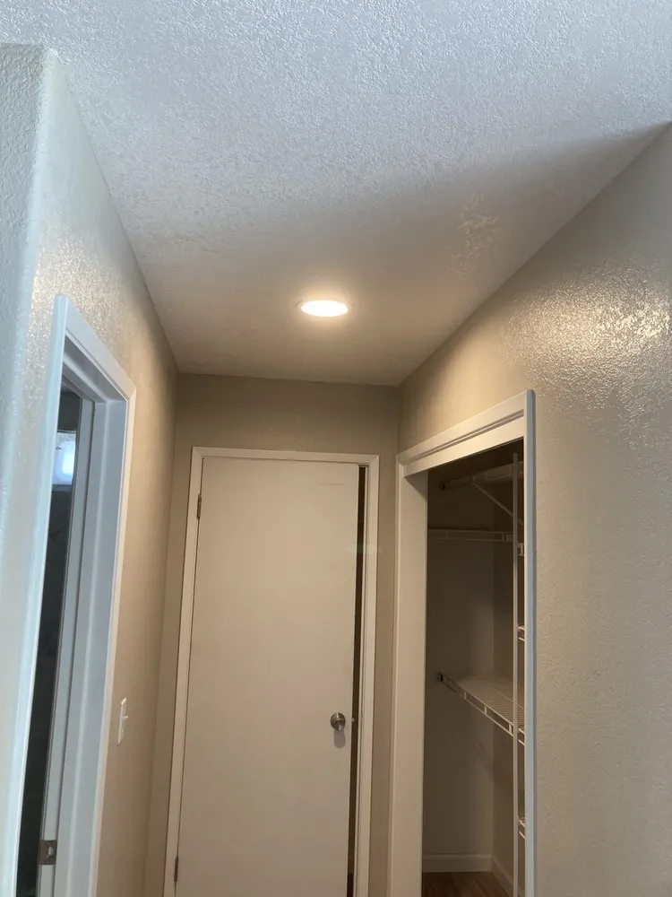 Slide of Lua’s Handyman's Service