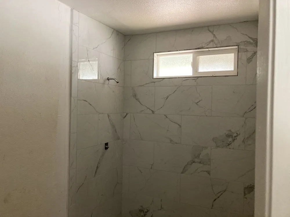 Slide of Lua’s Handyman's Service