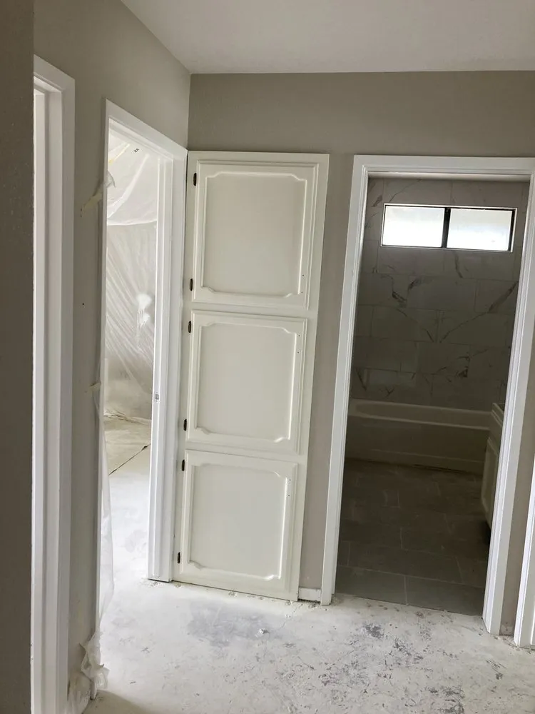 Slide of Lua’s Handyman's Service