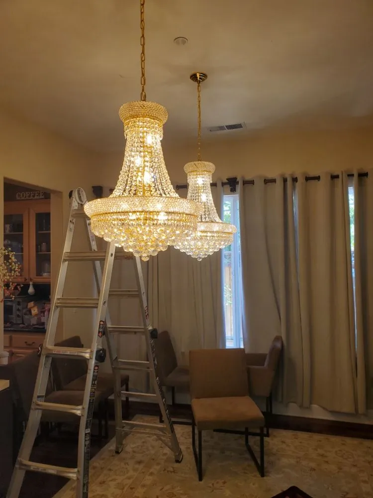 Slide of Lucas Kokot Electric