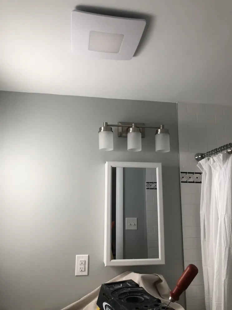 Slide of Luciano Electric