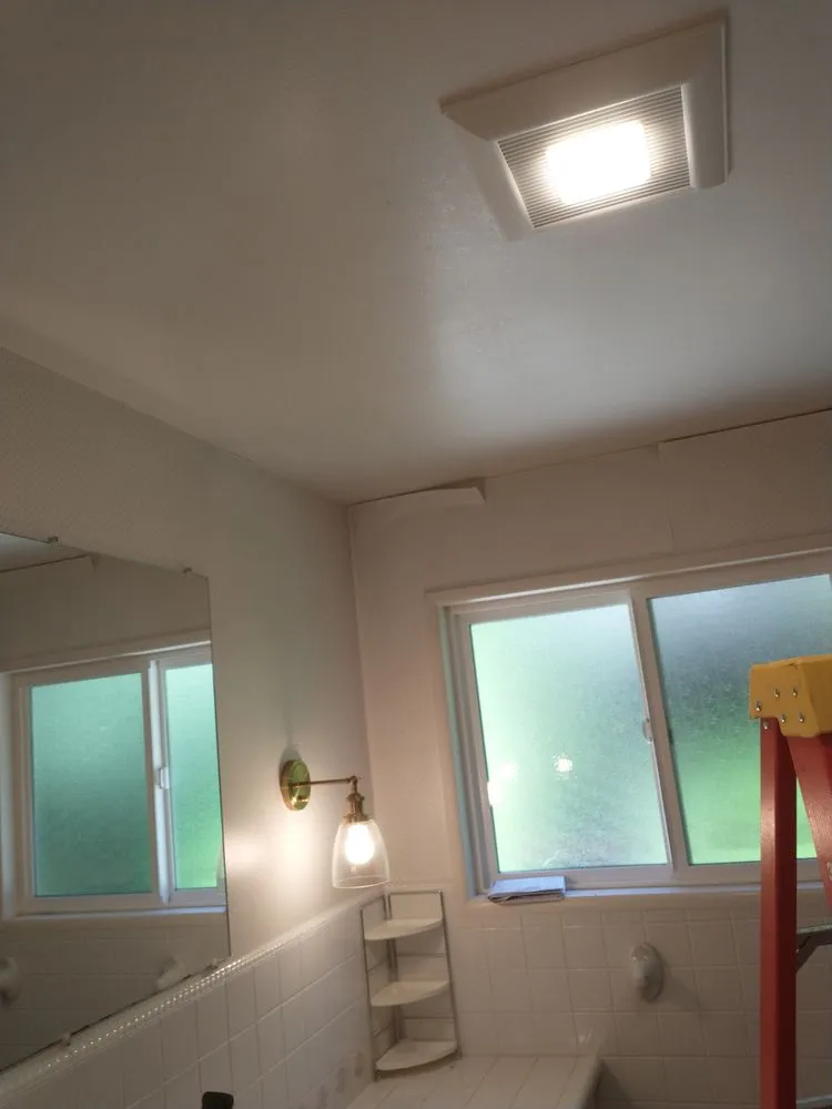 Slide of Lucky Electric