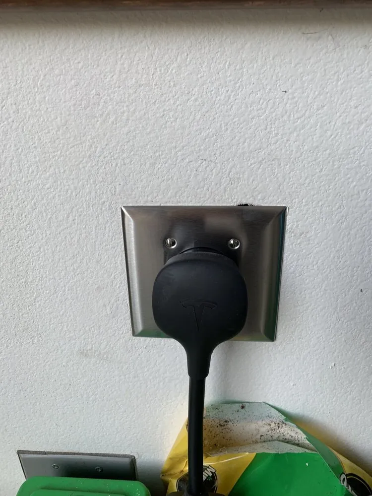 Slide of Lucky TV Mounting