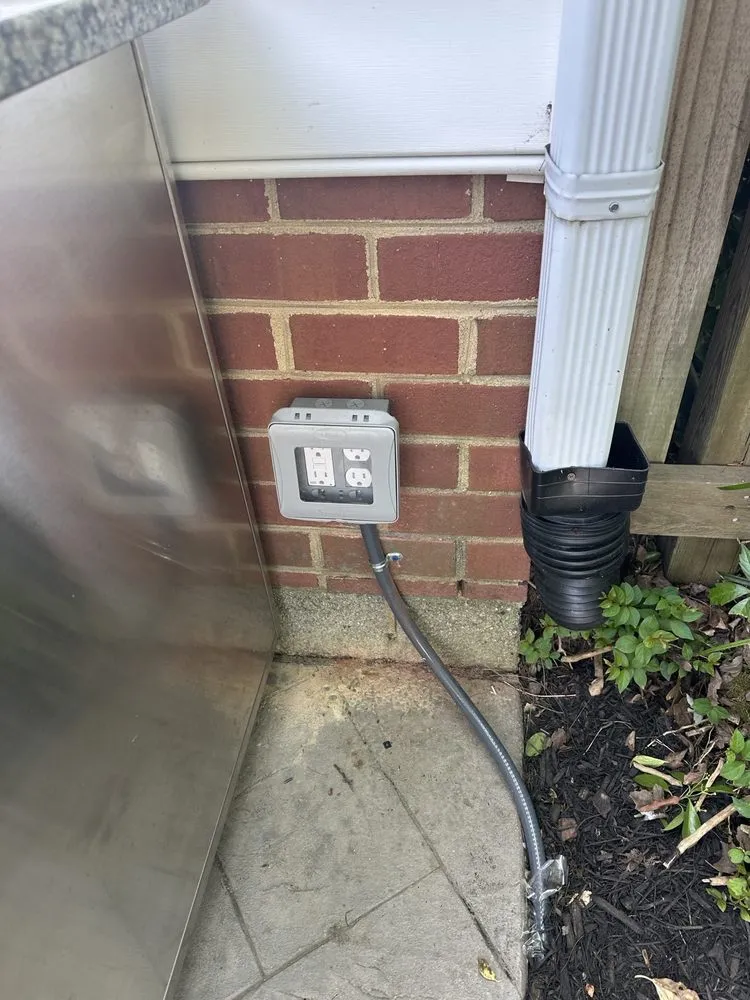 Reliable circuit breaker repair service in Henrico, VA - LuckyDog Electrical Services