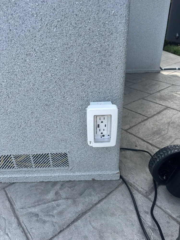 Affordable outlet and switch repair in Henrico, VA by LuckyDog Electrical Services
