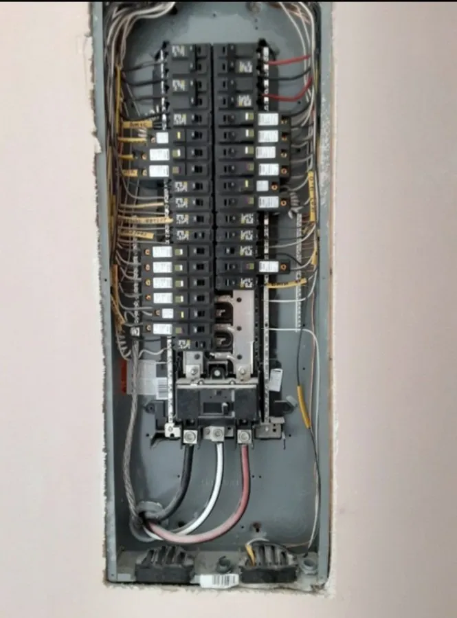 Reliable electrician providing emergency electrical service in Lower Chateaugay Lake, NY - Lucky's Electric