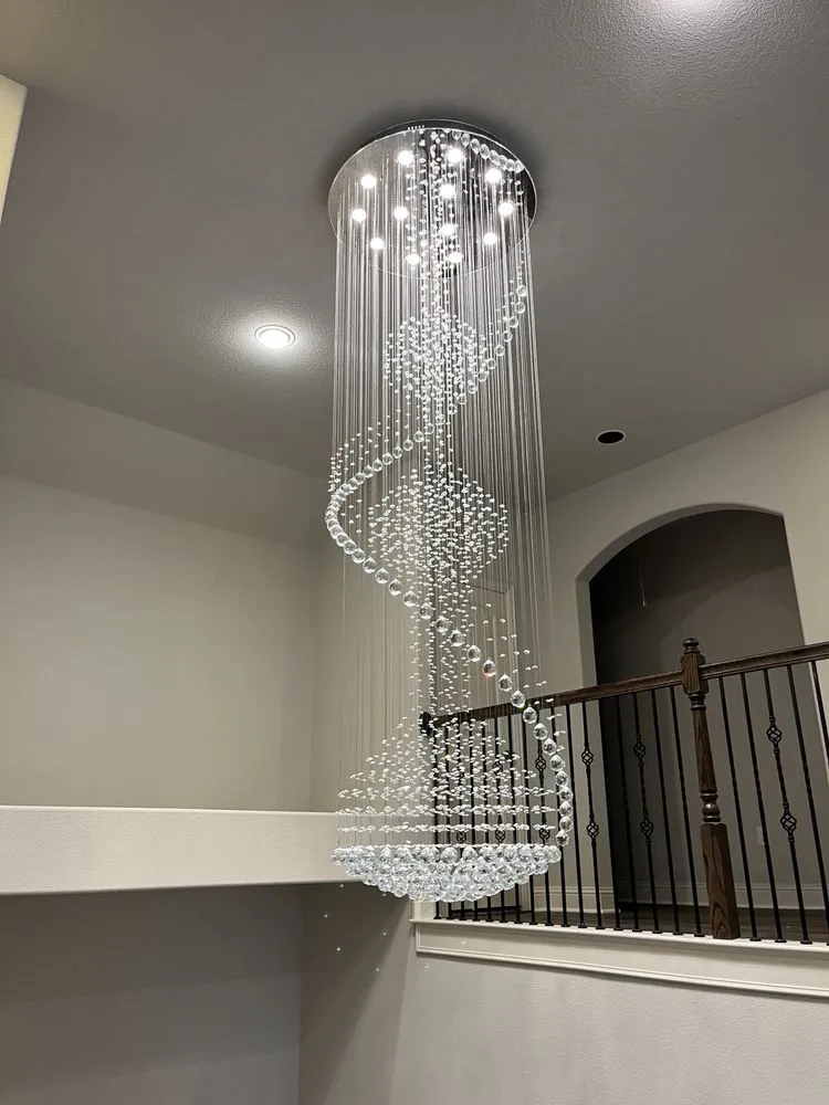 Slide of Lucram Tech