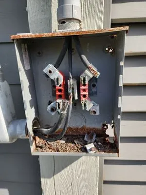 Lugo Electrical Field Design Logo