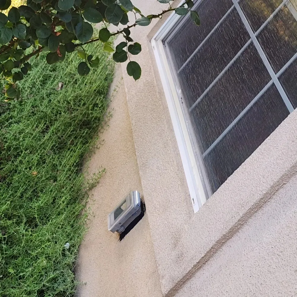 Slide of Lugo's Handyman Services