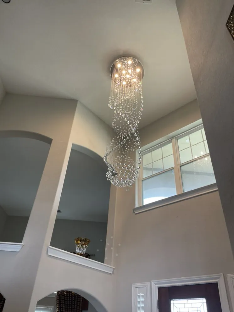 Slide of Lui Electric