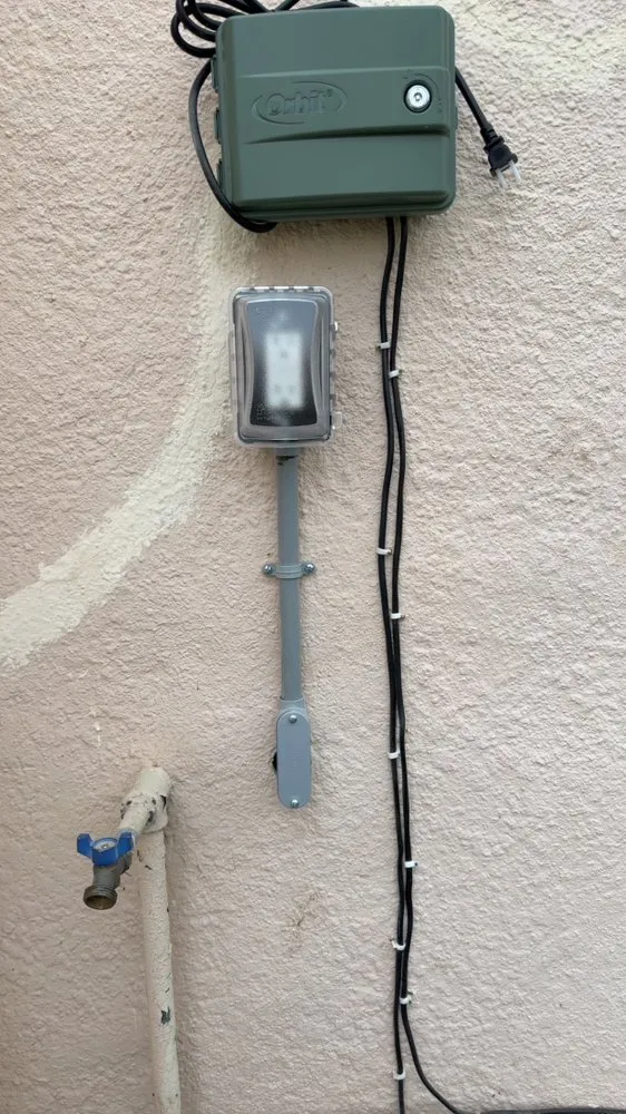 Slide of Luis Electrical