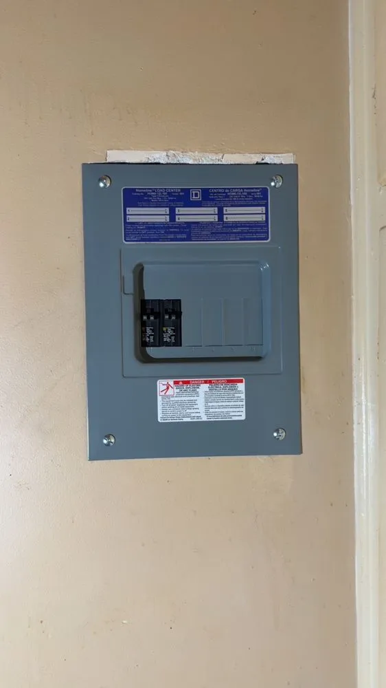 Slide of Luis Electrical