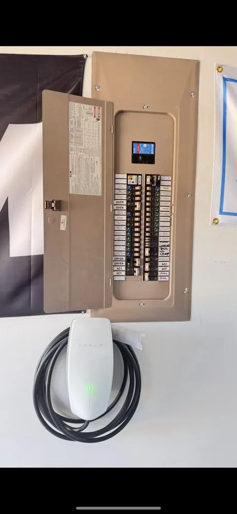 Slide of Luis electrician 