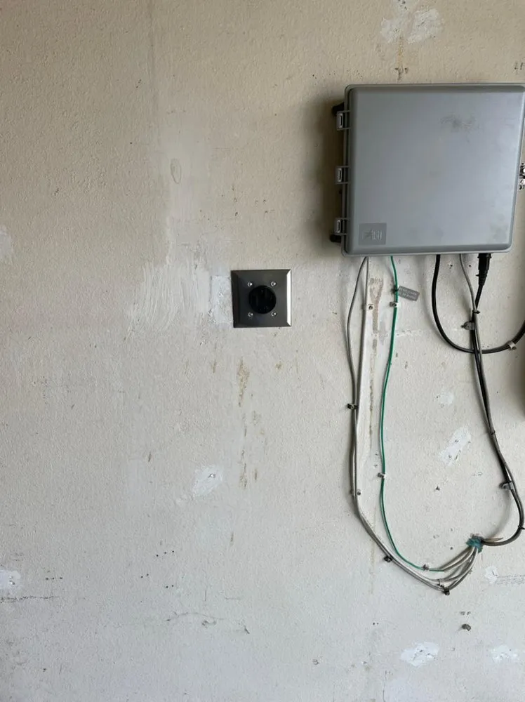 Slide of Luis Mellado