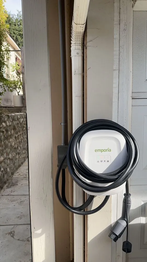 Professional outlet and switch repair experts serving , - Luis Prime Electric