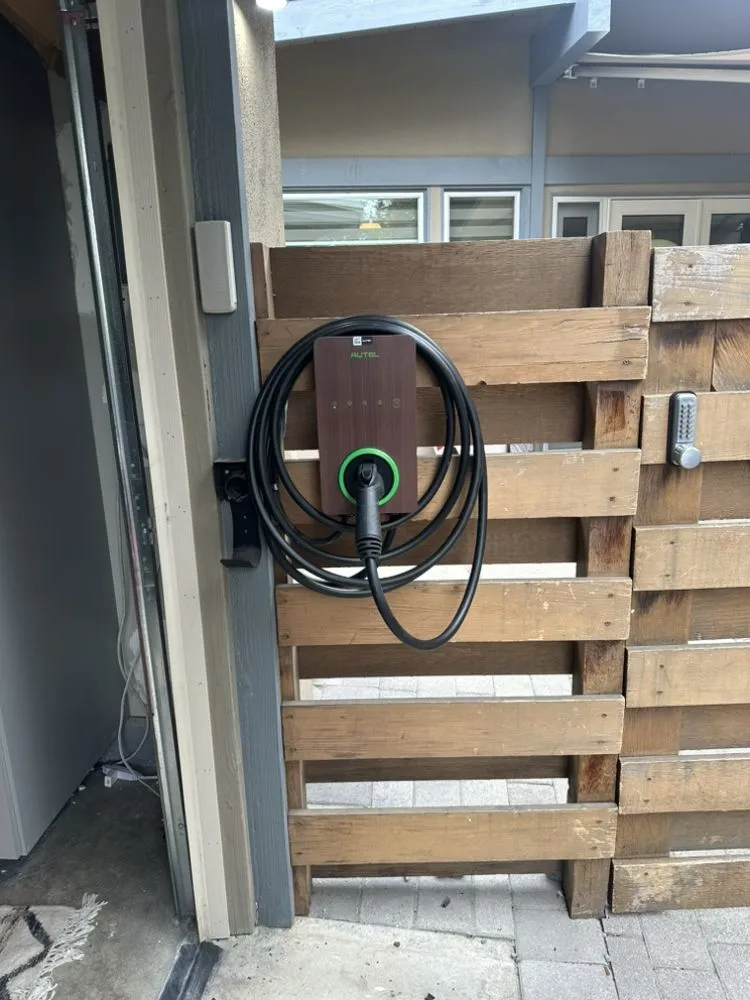 Trusted electrician providing emergency electrical service in ,