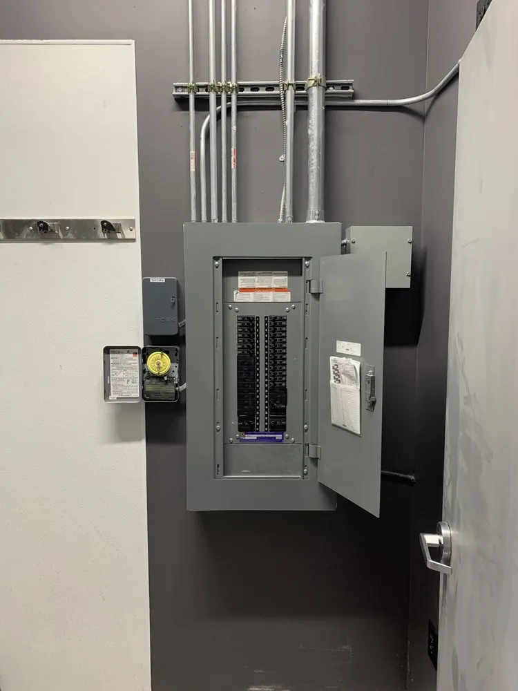 Slide of Lukas Electric