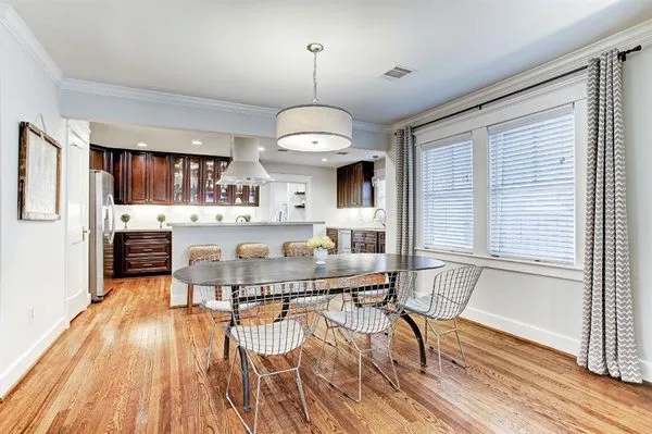 Lumens Electric Logo