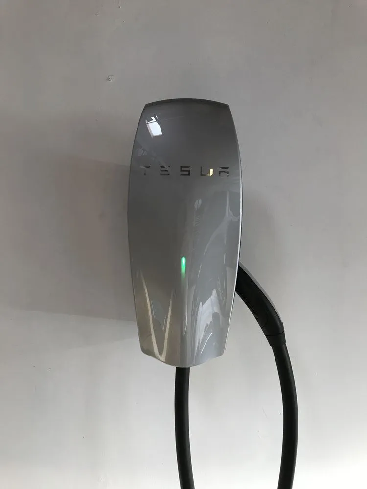 Slide of Lumiere Electric