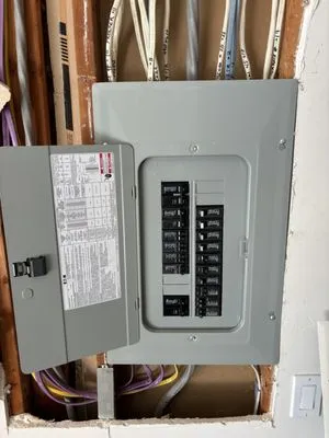 Lumiere Electric Logo