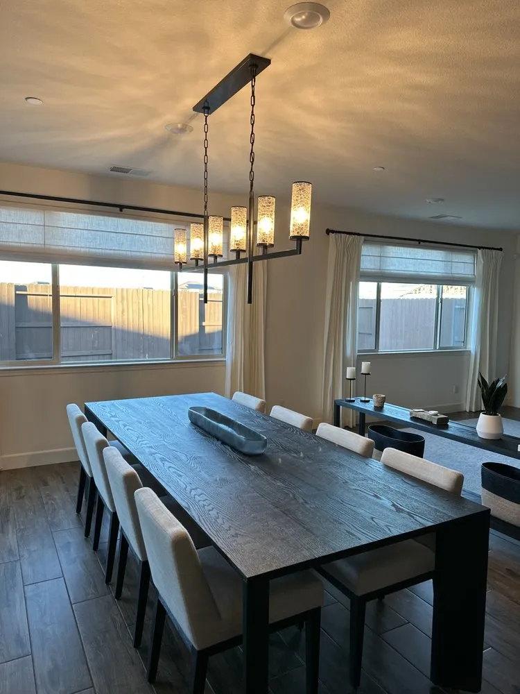 Slide of Luminare Electrical