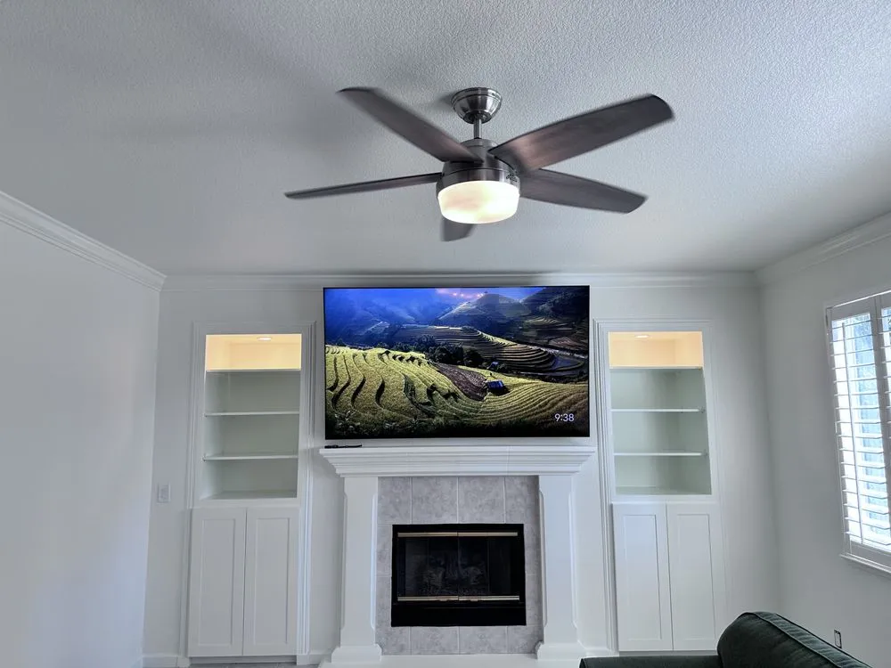 Slide of Luminare Electrical