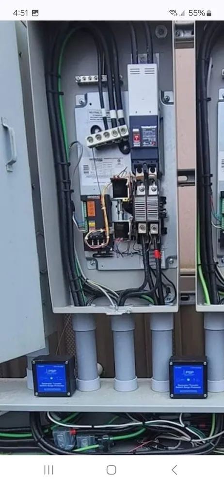 Emergency circuit breaker repair service in Claysville, PA - Luminate