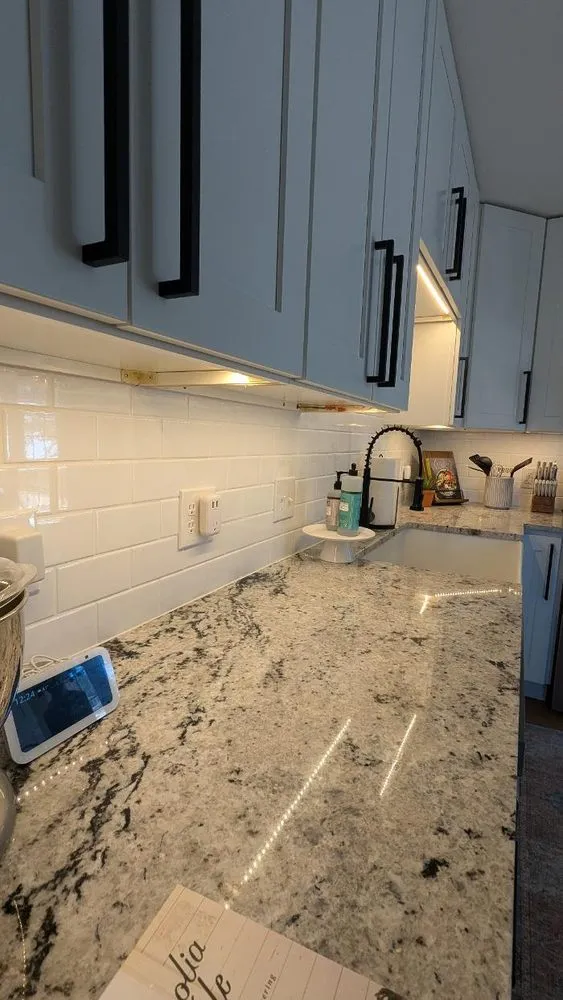 Affordable emergency electrical service experts serving ,  - Luminous Electric