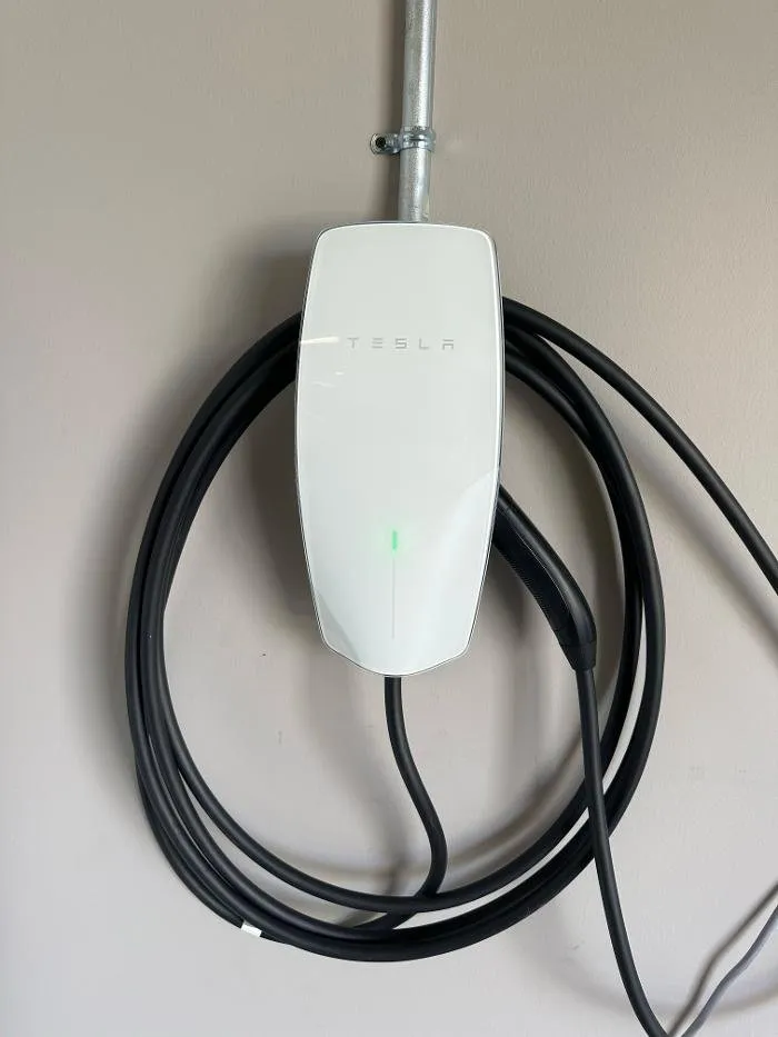 Slide of Luminous Electric