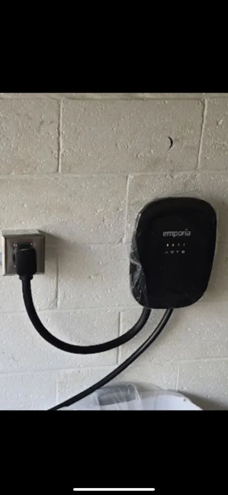 Professional circuit breaker repair service in Finleyville, PA - Luminous Electric