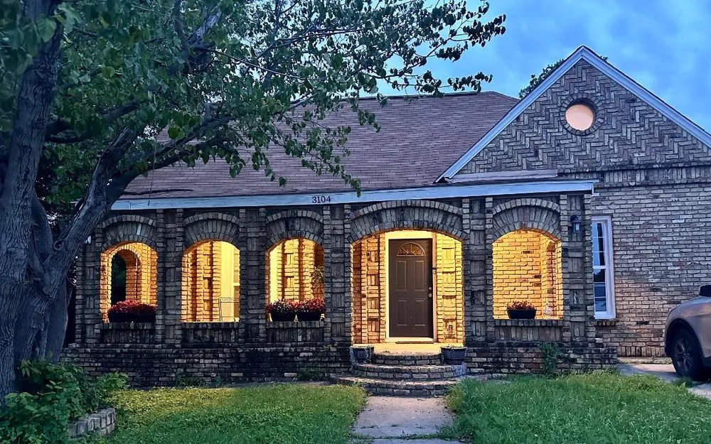 Slide of LuminX Electrical Contractors