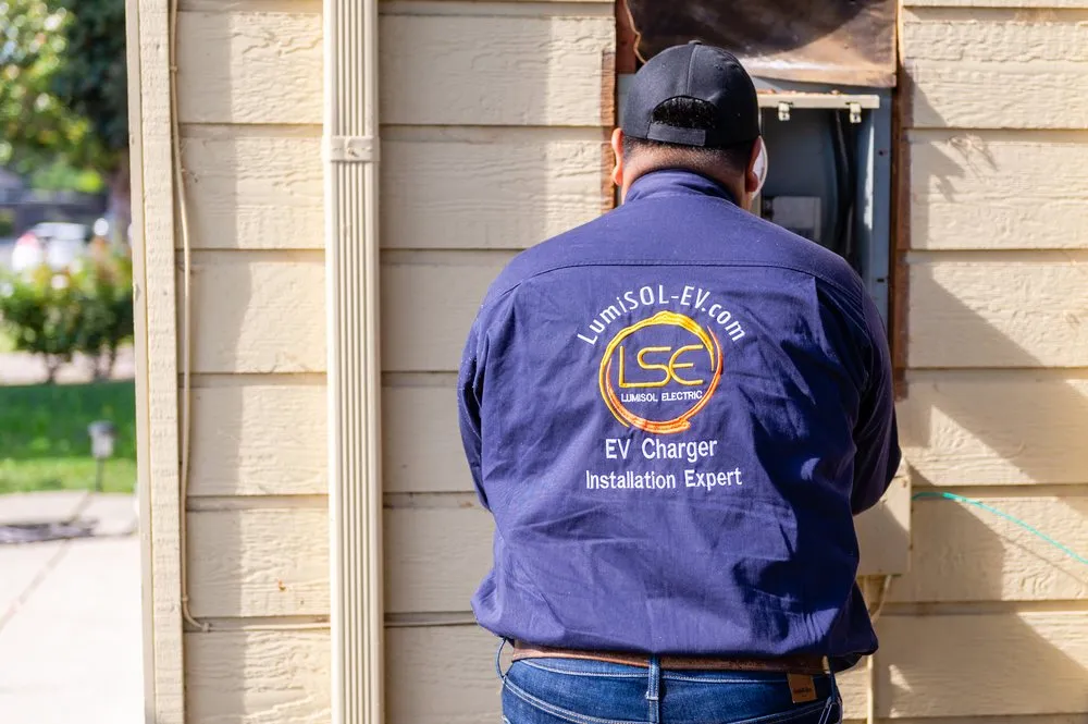 Slide of LumiSOL Electric