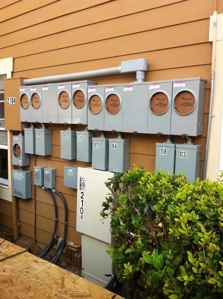 Slide of Lumpy's Electric