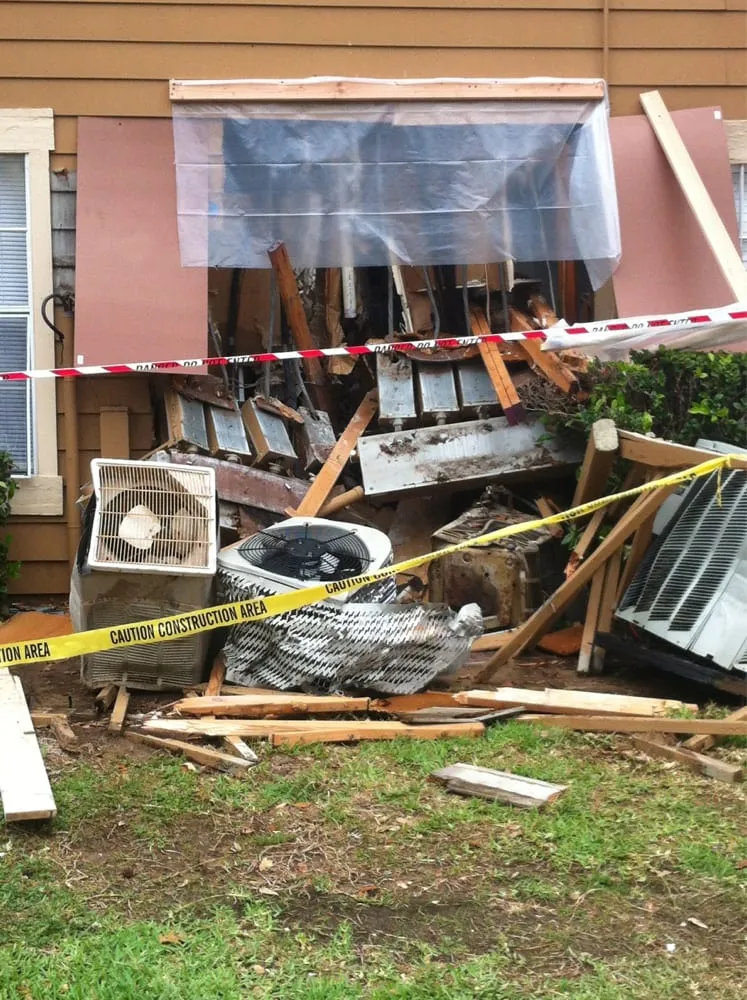 Slide of Lumpy's Electric