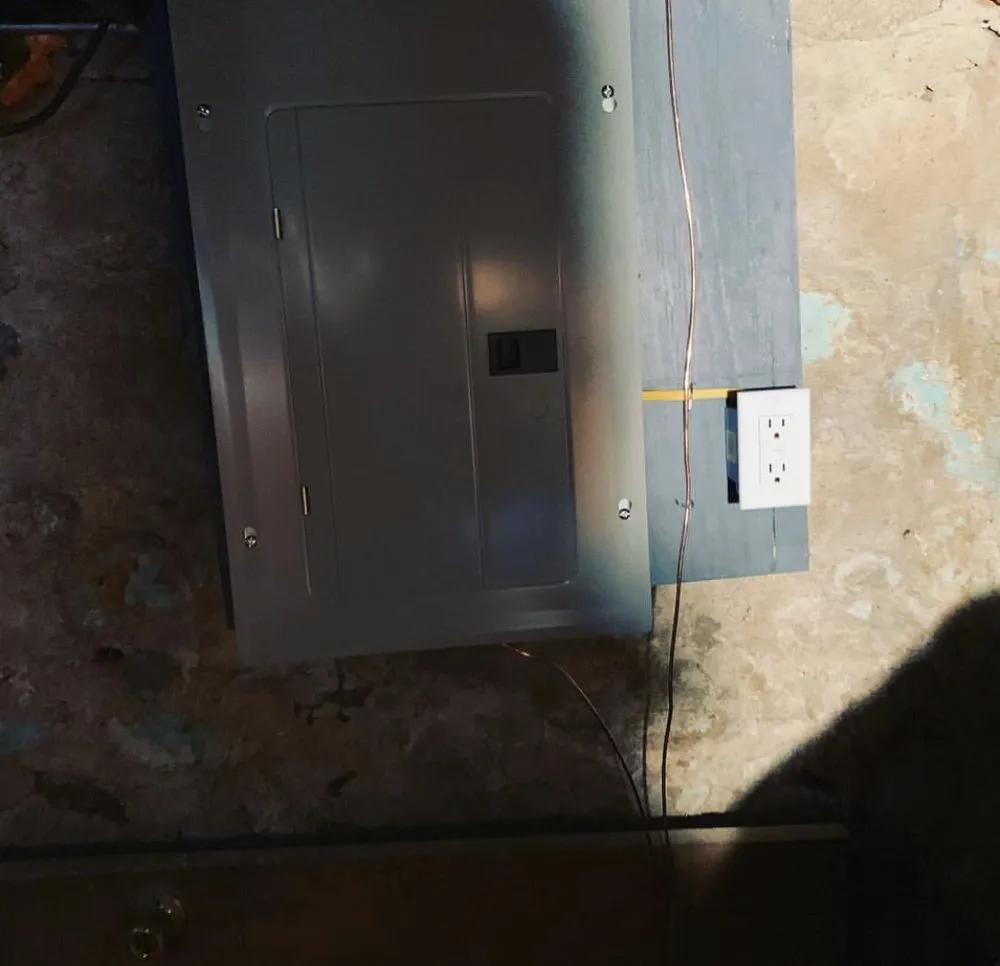 Reliable electrical repair in ,  by Luna Brothers Maintenance Team