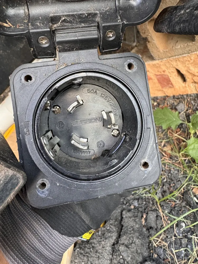 Slide of Luna Handy Electric