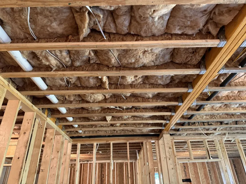 Slide of Luna Handy Electric